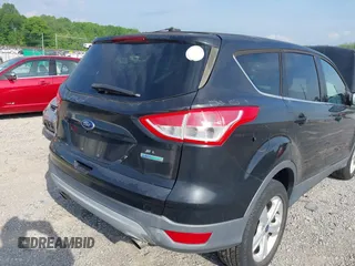 2013 Ford Escape SE with VIN 1FMCU0GX9DUD64514, listed as a IAAI auction lot 42120601 with 193,415 mi miles and . Bid and sale history available at carsss.com. Image 6.