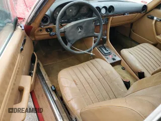 1985 Mercedes-Benz 380 z VIN WDBBA45C9FA017476, wystawiony jako Copart lot #58777585 z przebiegiem 135 805 mil mil oraz Szkoda całkowita • Salvage title. Historia ofert i sprzedaży dostępna na DreamBid. Obrazek 8.