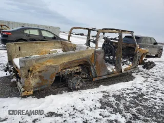 2024 Jeep Gladiator Sport z VIN 1C6HJTAG5RL133756, wystawiony jako Copart lot #83205524 z przebiegiem Nie podano mil oraz Nie do naprawy • Non repairable. Historia ofert i sprzedaży dostępna na DreamBid. Obrazek 3.