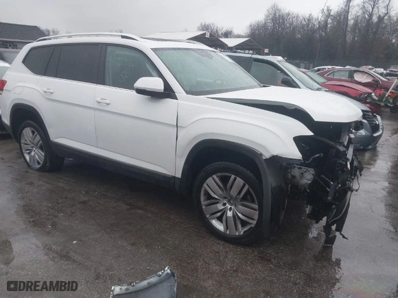 2019 Volkswagen Atlas 3.6L V6 SEL with VIN 1V2ER2CAXKC544274, listed as a IAAI auction lot 41112216 with 88,052 mi miles. Bid and sale history available at carsss.com. Image 1.