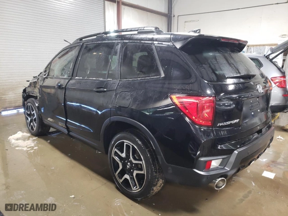 2022 Honda Passport Elite with VIN 5FNYF8H08NB018128, listed as a Copart auction lot 41871375 with 44,425 mi miles and Salvage Title. Bid and sale history available at carsss.com. Image 2.