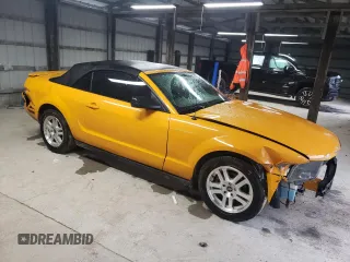 2008 Ford Mustang Deluxe with VIN 1ZVHT84N185189591, listed as a Copart auction lot 44722655 with 92,285 mi miles and Clean Title. Bid and sale history available at carsss.com. Image 4.