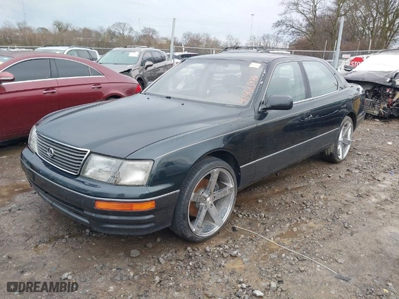 1996 Lexus LS 400 with VIN JT8BH22F3T0063272, listed as a IAAI auction lot 41466981 with 182,291 mi miles. Bid and sale history available at carsss.com. Image 2.