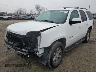 2011 GMC Yukon SLE with VIN 1GKS1AE02BR224975, listed as a Copart auction lot 47647715 with 115,676 mi miles and Salvage Title. Bid and sale history available at carsss.com. Image 1.