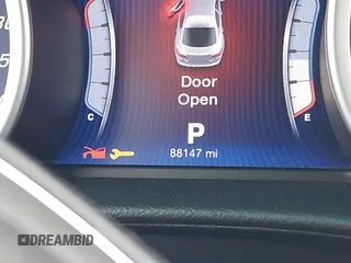 2015 Maserati Ghibli z VIN ZAM57XSA4F1151843, wystawiony jako IAAI lot #38392898 z przebiegiem 88 147 mil mil oraz . Historia ofert i sprzedaży dostępna na DreamBid. Obrazek 15.