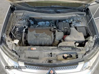 2019 Mitsubishi Outlander SE with VIN JA4AD3A35KZ048251, listed as a Copart auction lot 56799235 with 113,011 mi miles and Clean title. Bid and sale history available at DreamBid. Image 12.