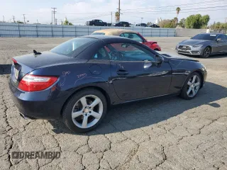2013 Mercedes-Benz SLK 250 с VIN WDDPK4HA8DF061036, выставлен на аукционе Copart как лот 55662795 с пробегом 110 212 миль миль и Списание • Salvage title. История ставок и продаж доступна на DreamBid. Изображение 3.