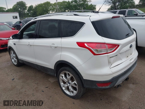 2013 Ford Escape Titanium z VIN 1FMCU9J96DUA59051, wystawiony jako IAAI lot #42628711 z przebiegiem Nie podano mil oraz . Historia ofert i sprzedaży dostępna na DreamBid. Obrazek 3.
