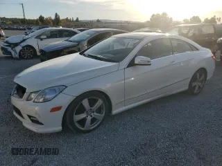 2011 Mercedes-Benz E-Class E 550 with VIN WDDKJ7CBXBF062751, listed as a Copart auction lot 81543684 with 128,938 mi miles and Salvage Title. Bid and sale history available at carsss.com. Image 1.