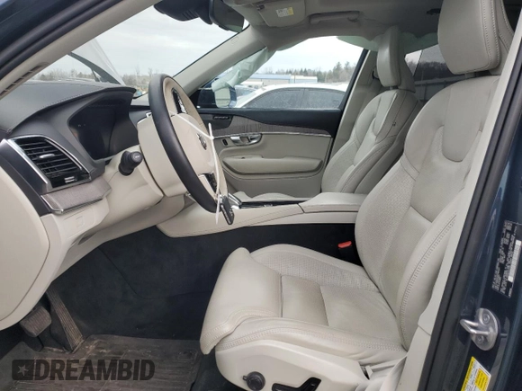 2023 Volvo XC90 Ultimate with VIN YV4062PA0P1994451, listed as a Copart auction lot 88071755 with 21,464 mi miles and Salvage Title. Bid and sale history available at carsss.com. Image 7.