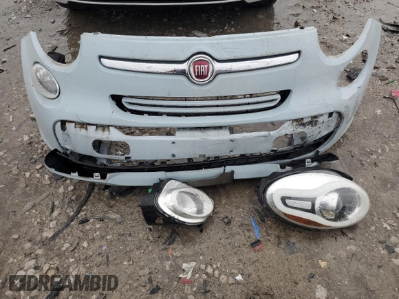 2014 FIAT 500L Lounge z VIN ZFBCFACH4EZ007705, wystawiony jako Copart lot #54527805 z przebiegiem 176 387 mil mil oraz Szkoda całkowita • Salvage title. Historia ofert i sprzedaży dostępna na DreamBid. Obrazek 12.