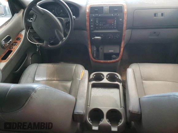 2004 Kia Sedona LX with VIN KNDUP131946569536, listed as a Copart auction lot 82963493 with 119,901 mi miles and Clean Title. Bid and sale history available at carsss.com. Image 8.