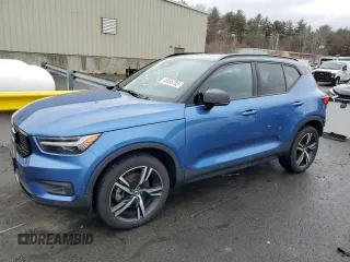 2019 Volvo XC40 R-Design z VIN YV4162UM6K2114715, wystawiony jako Copart lot #46955785 z przebiegiem 47 053 mil mil oraz Szkoda całkowita • Salvage title. Historia ofert i sprzedaży dostępna na DreamBid. Obrazek 1.