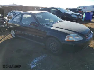 1998 Honda Civic EX with VIN 1HGEJ8147WL136041, listed as a Copart auction lot 82107704 with 188,732 mi miles and Clean Title. Bid and sale history available at carsss.com. Image 4.