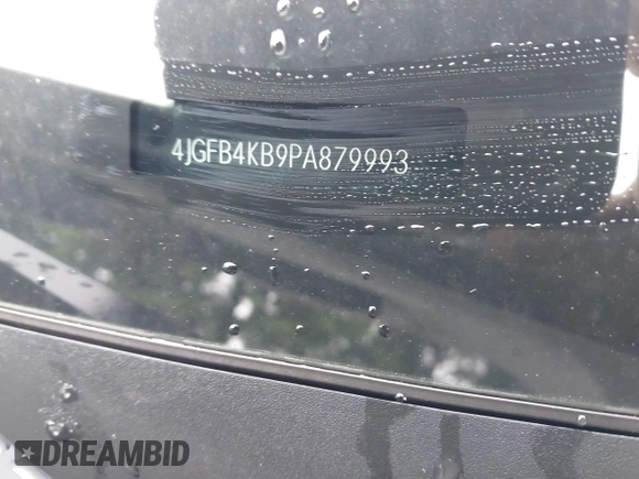 2023 Mercedes-Benz GLE 350 with VIN 4JGFB4KB9PA879993, listed as a IAAI auction lot 39994701 with 15,146 mi miles and . Bid and sale history available at DreamBid. Image 17.