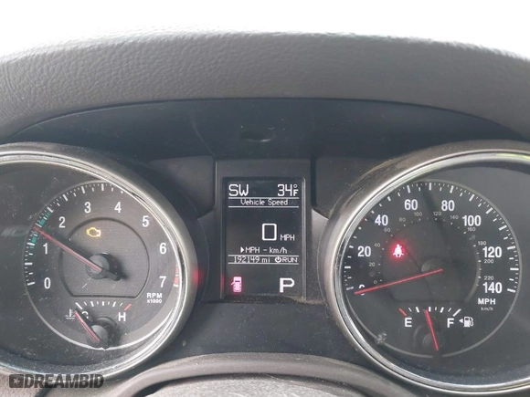 2011 Jeep Grand Cherokee Laredo with VIN 1J4RR4GG9BC563065, listed as a IAAI auction lot 41798136 with 192,149 mi miles. Bid and sale history available at carsss.com. Image 7.