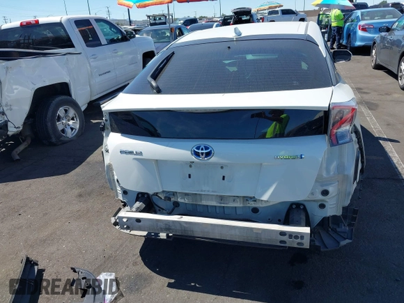 2016 Toyota Prius Two with VIN JTDKBRFU0G3514134, listed as a IAAI auction lot 41867373 with 227,963 mi miles and . Bid and sale history available at DreamBid. Image 17.