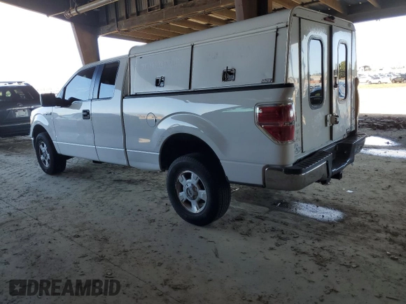 2011 Ford F-150 XL with VIN 1FTFX1CF2BFD40181, listed as a Copart auction lot 43638305 with 168,486 mi miles and Clean Title. Bid and sale history available at carsss.com. Image 2.