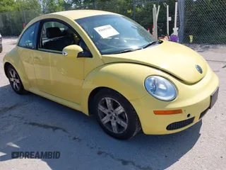 2006 Volkswagen Beetle with VIN 3VWPG31C46M411215, listed as a IAAI auction lot 42645799 with 125,863 mi miles and . Bid and sale history available at DreamBid. Image 1.