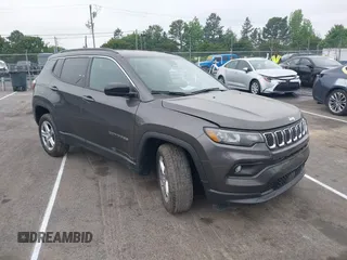 2024 Jeep Compass Latitude with VIN 3C4NJDBN5RT605456, listed as a IAAI auction lot 42121599 with 36,868 mi miles. Bid and sale history available at carsss.com. Image 1.