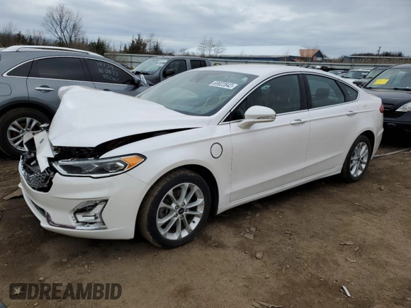 2019 Ford Fusion Energi Titanium with VIN 3FA6P0SU2KR184968, listed as a Copart auction lot 69922842 with 105,834 mi miles. Bid and sale history available at carsss.com. Image 1.