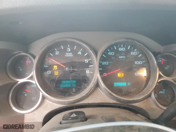 2013 GMC Sierra 2500HD Work Truck with VIN 1GT02ZCG8DZ238039, listed as a Copart auction lot 45353415 with 221,858 mi miles and Clean Title. Bid and sale history available at carsss.com. Image 9.