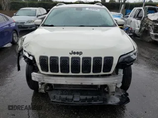 2019 Jeep Cherokee Latitude Plus with VIN 1C4PJMLB3KD365249, listed as a Copart auction lot 48335505 with 121,461 mi miles and Salvage Title. Bid and sale history available at carsss.com. Image 5.