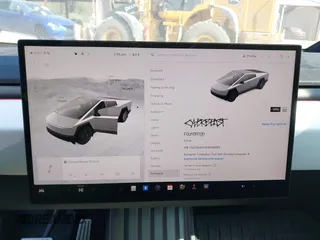 2024 Tesla Cybertruck Cyberbeast z VIN 7G2CEHEE1RA036094, wystawiony jako IAAI lot #42047976 z przebiegiem 13 mil mil oraz . Historia ofert i sprzedaży dostępna na DreamBid. Obrazek 12.