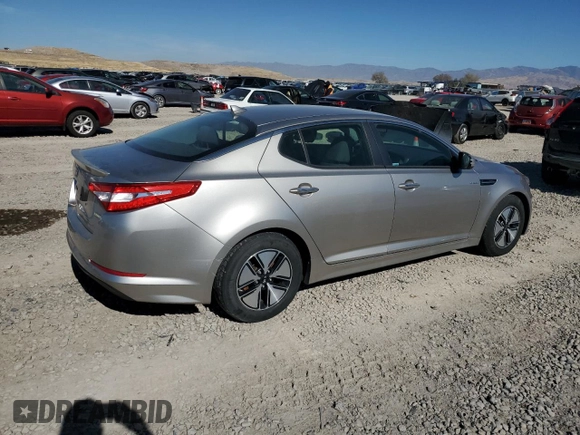 2013 Kia Optima Hybrid LX with VIN KNAGM4AD2D5047841, listed as a Copart auction lot 77695564 with 140,489 mi miles and Clean Title. Bid and sale history available at carsss.com. Image 3.