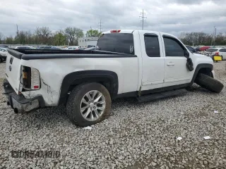 2010 Chevrolet Silverado 1500 LT with VIN 1GCSKSE35AZ190683, listed as a Copart auction lot 54016075 with 166,686 mi miles and Salvage Title. Bid and sale history available at DreamBid. Image 3.