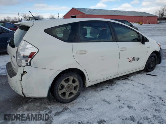 2014 Toyota Prius Two with VIN JTDZN3EU3E3300658, listed as a Copart auction lot 42302035 with 656,066 mi miles and Clean Title. Bid and sale history available at DreamBid. Image 3.