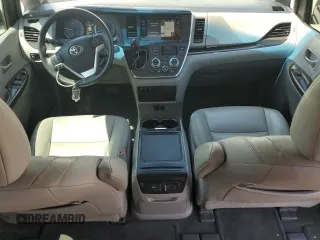 2017 Toyota Sienna XLE Auto Access Seat с VIN 5TDYZ3DC1HS860254, выставлен на аукционе Copart как лот 61962415 с пробегом 140 243 миль миль и Списание • Salvage title. История ставок и продаж доступна на DreamBid. Изображение 8.