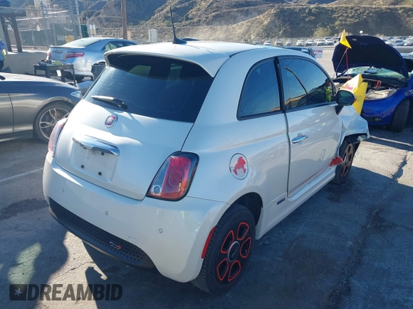 2018 FIAT 500e with VIN 3C3CFFGE9JT377399, listed as a IAAI auction lot 41641125 with 26,157 mi miles. Bid and sale history available at carsss.com. Image 4.