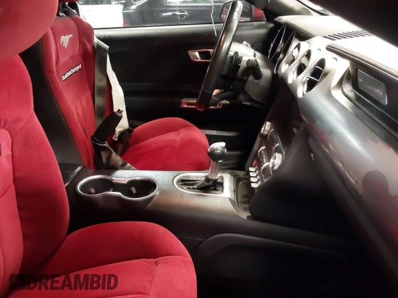 2019 Ford Mustang EcoBoost with VIN 1FATP8UH2K5205502, listed as a IAAI auction lot 41817355 with 42,789 mi miles and . Bid and sale history available at carsss.com. Image 5.
