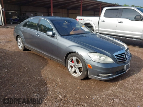 2010 Mercedes-Benz S 550 with VIN WDDNG7BB5AA326323, listed as a IAAI auction lot 42101314 with 112,946 mi miles and . Bid and sale history available at DreamBid. Image 1.