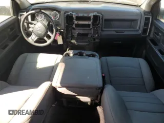 2016 Ram 1500 Tradesman z VIN 1C6RR6KM1GS306677, wystawiony jako Copart lot #72783884 z przebiegiem Nie podano mil oraz Szkoda całkowita • Salvage title. Historia ofert i sprzedaży dostępna na DreamBid. Obrazek 8.