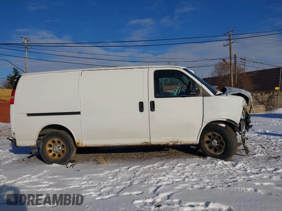 2009 Chevrolet Express Cargo with VIN 1GCFG15X691128588, listed as a IAAI auction lot 41078318 with 204,521 mi miles and . Bid and sale history available at DreamBid. Image 13.