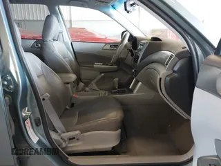 2010 Subaru Forester X Premium с VIN JF2SH6CC9AH771622, выставлен на аукционе IAAI как лот 42194069 с пробегом 70 731 миль миль и . История ставок и продаж доступна на DreamBid. Изображение 5.