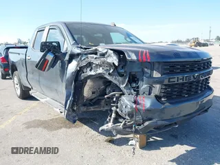 2020 Chevrolet Silverado 1500 Custom with VIN 1GCRWBEH9LZ112585, listed as a IAAI auction lot 41213320 with 59,432 mi miles. Bid and sale history available at carsss.com. Image 6.