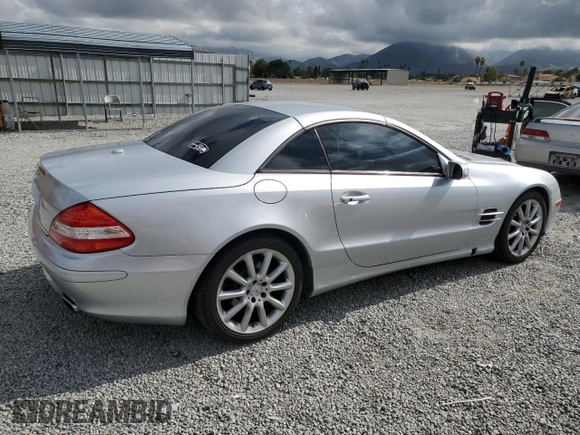 2007 Mercedes-Benz SL 550 z VIN WDBSK71F67F124729, wystawiony jako Copart lot #56720475 z przebiegiem 96 635 mil mil oraz Szkoda całkowita • Salvage title. Historia ofert i sprzedaży dostępna na DreamBid. Obrazek 3.
