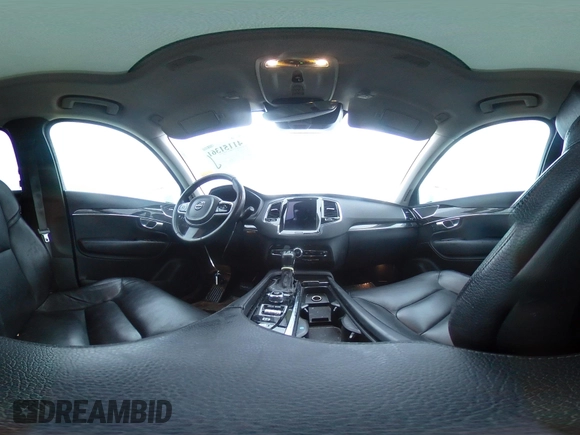2018 Volvo XC90 Momentum z VIN YV4A22PK2J1321578, wystawiony jako IAAI lot #41151361 z przebiegiem 159 097 mil mil oraz . Historia ofert i sprzedaży dostępna na DreamBid. Obrazek 20.