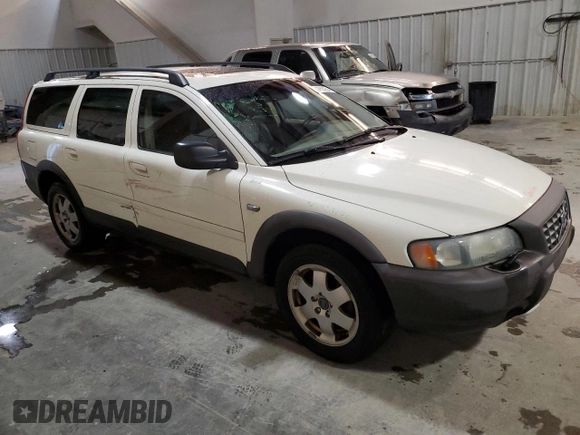 2003 Volvo V70 XC70 z VIN YV1SZ59H831103521, wystawiony jako Copart lot #80958954 z przebiegiem 153 551 mil mil oraz Szkoda całkowita • Salvage title. Historia ofert i sprzedaży dostępna na DreamBid. Obrazek 4.