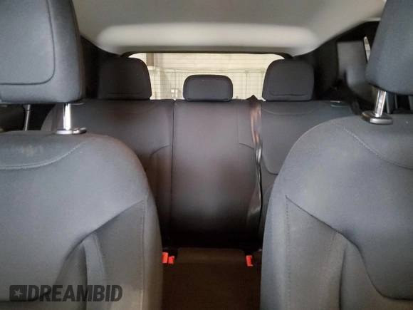 2020 Jeep Renegade Latitude with VIN ZACNJBBB9LPL91898, listed as a Copart auction lot 54888315 with 70,297 mi miles and Salvage title. Bid and sale history available at DreamBid. Image 10.