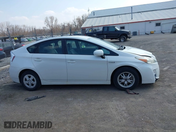 2011 Toyota Prius I with VIN JTDKN3DU3B0289225, listed as a IAAI auction lot 42019284 with 219,702 mi miles and . Bid and sale history available at DreamBid. Image 13.