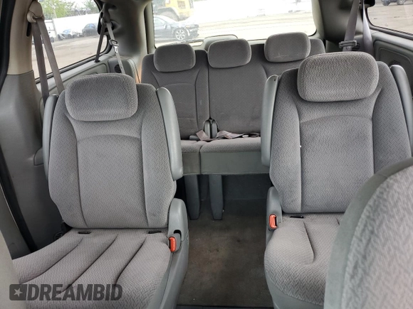 2006 Chrysler Town & Country Touring z VIN 2A4GP54L56R631489, wystawiony jako Copart lot #58981685 z przebiegiem 242 106 mil mil oraz Szkoda całkowita • Salvage title. Historia ofert i sprzedaży dostępna na DreamBid. Obrazek 10.
