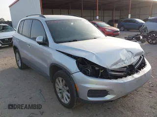 2017 Volkswagen Tiguan S с VIN WVGAV7AX5HK044520, выставлен на аукционе IAAI как лот 42138773 с пробегом 42 295 миль миль и . История ставок и продаж доступна на DreamBid. Изображение 1.