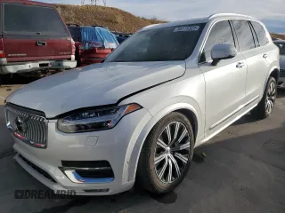 2021 Volvo XC90 Inscription with VIN YV4A22PLXM1735897, listed as a Copart auction lot 65115322 with 9,573 mi miles. Bid and sale history available at carsss.com. Image 2.