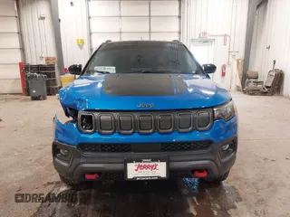 2022 Jeep Compass Trailhawk with VIN 3C4NJDDB1NT236477, listed as a IAAI auction lot 41485656 with 7,341 mi miles and . Bid and sale history available at DreamBid. Image 12.