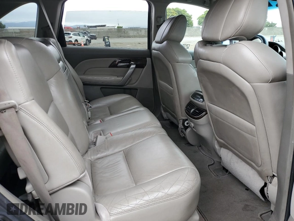2011 Acura MDX with VIN 2HNYD2H26BH508846, listed as a Copart auction lot 58979975 with 207,604 mi miles and Salvage title. Bid and sale history available at DreamBid. Image 11.