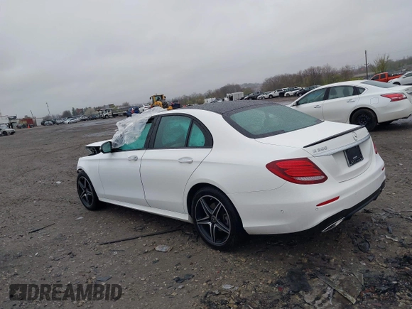2018 Mercedes-Benz E-Class E 300 with VIN WDDZF4KB0JA380163, listed as a IAAI auction lot 42000543 with 75,314 mi miles. Bid and sale history available at carsss.com. Image 3.